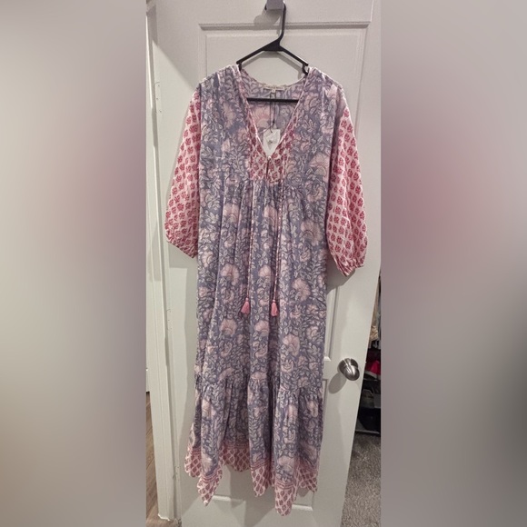 ophelia and indigo Dresses & Skirts - Ophelia & Indigo Chic Patterned Long Sleeve Dress XS